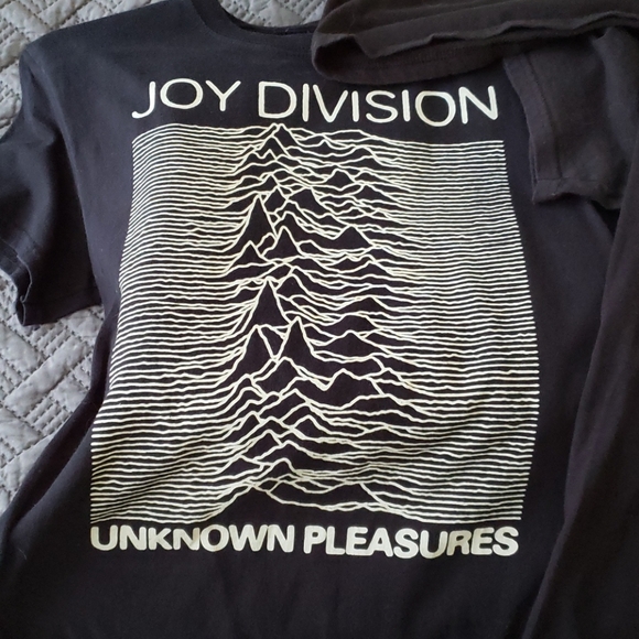 MEN'S THE CURE & JOY DIVISION T SHIRTS - Picture 2 of 4